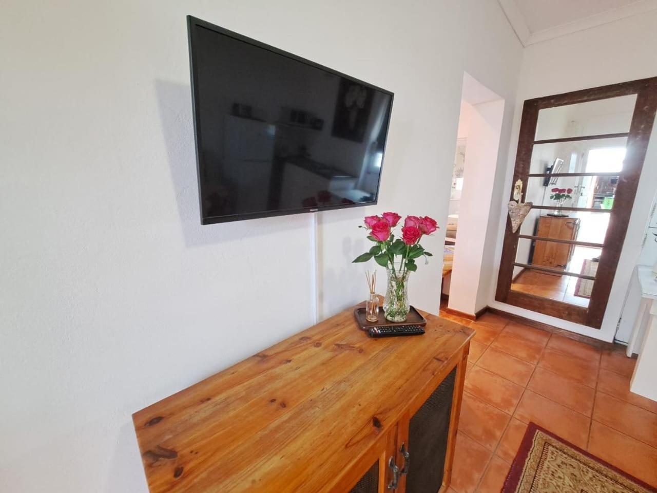 Worcester Gallery Cottage Extérieur photo